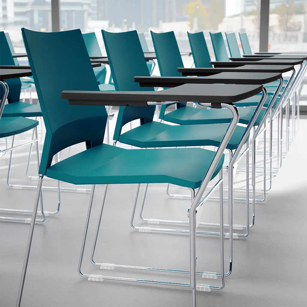 MYNEEED Miss Plastica Schulungsstuhl mit Schreibtablet – Ideal für Seminarräume