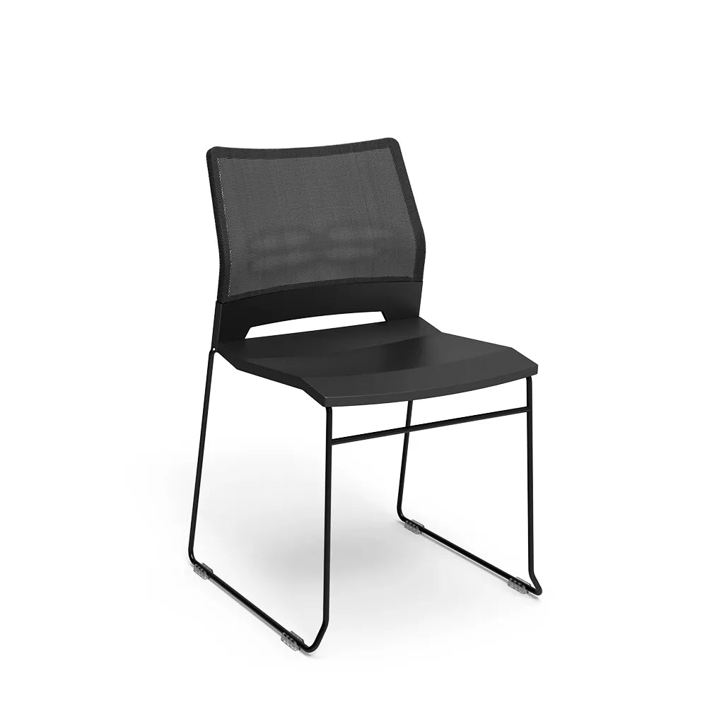 MYNEEED Miss Network Stapelstuhl – Atmungsaktive Netz-Rückenlehne für Konferenzräume